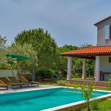 빌라 Agatha 크르니카